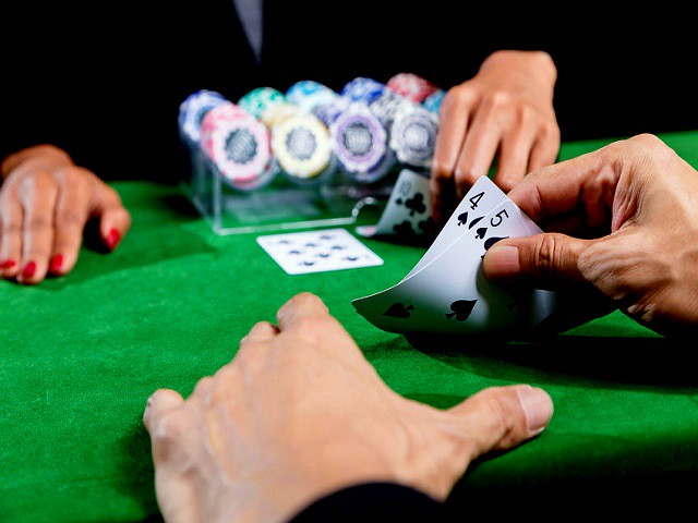 Gấp Thếp Baccarat: Chiến lược này liệu có thực sự hiệu quả? 8 Quản lý vốn là quan trọng khi chơi gấp thếp baccarat. Cần có kế hoạch và disciplined