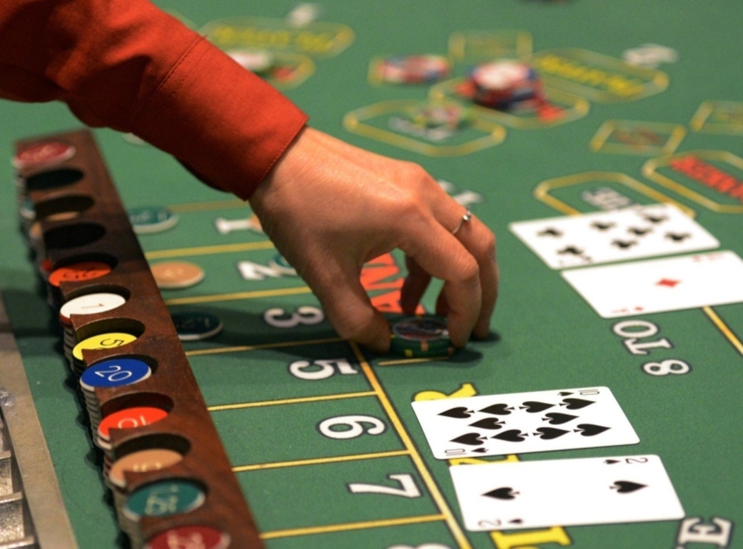 Gấp Thếp Baccarat: Chiến lược này liệu có thực sự hiệu quả? 11 Khi chơi Baccarat với chiến thuật gấp thếp, người chơi cần tránh những sai lầm